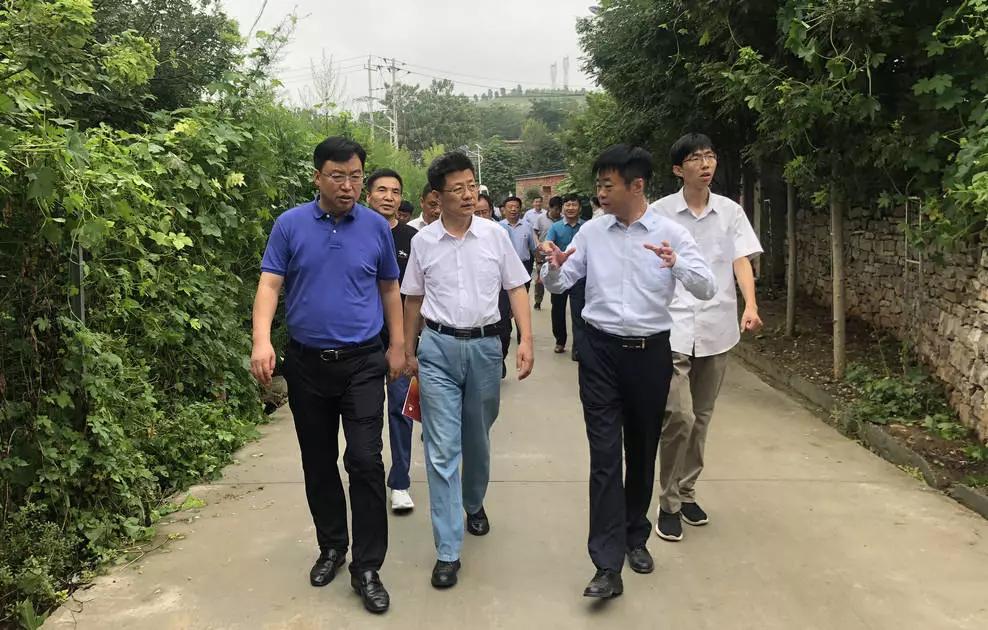 考察1.jpg 考察1.jpg